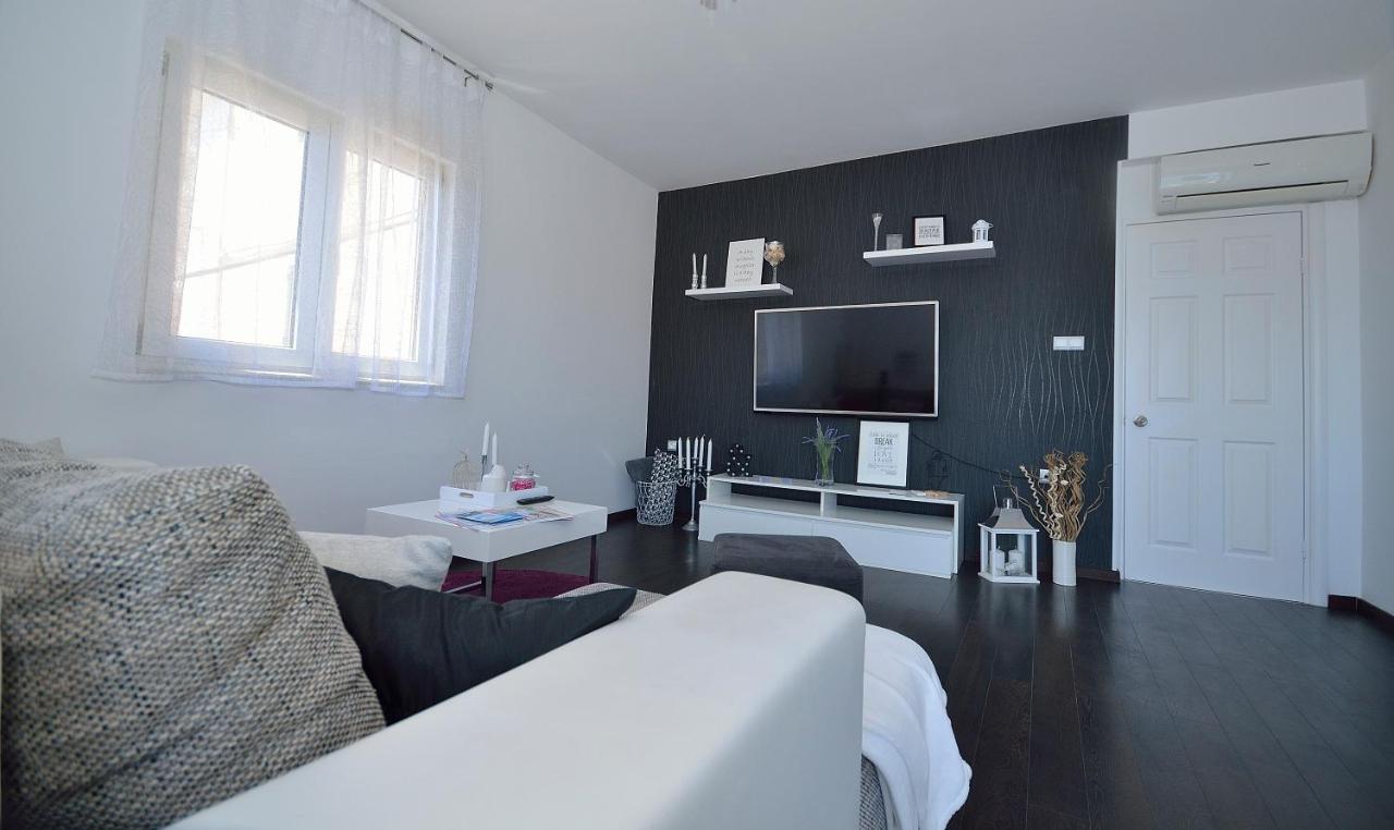 Apartman Staro Selo Primosten Exterior photo